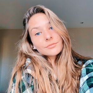 Meet your Posher, Ashleigh